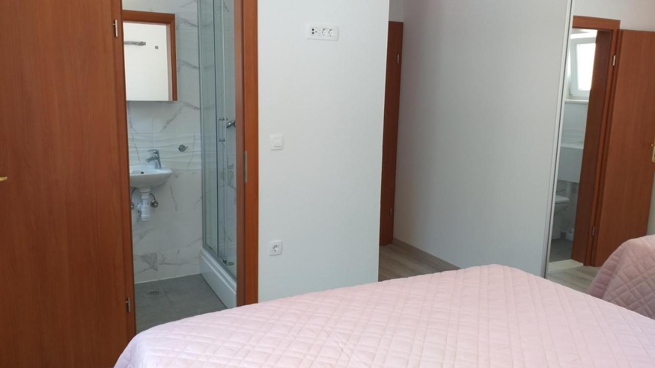 Apartman Karla Lastovo Esterno foto