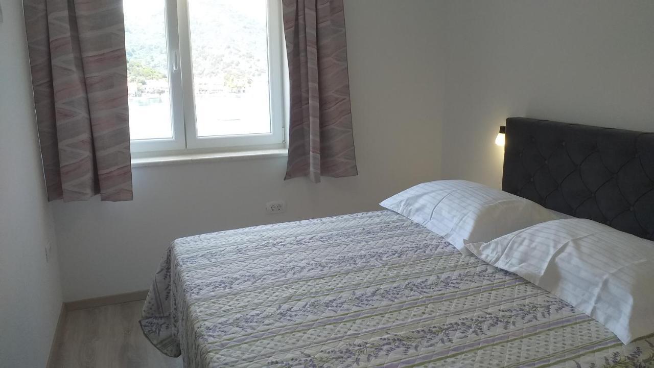 Apartman Karla Lastovo Esterno foto