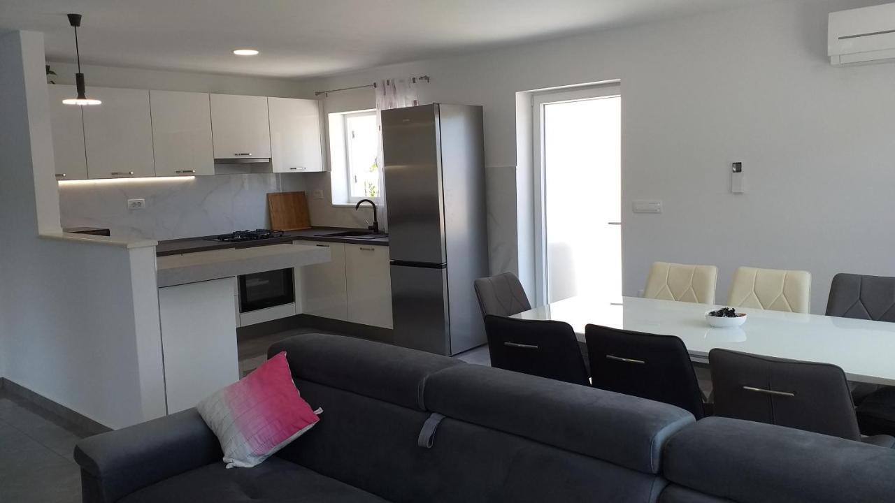 Apartman Karla Lastovo Esterno foto