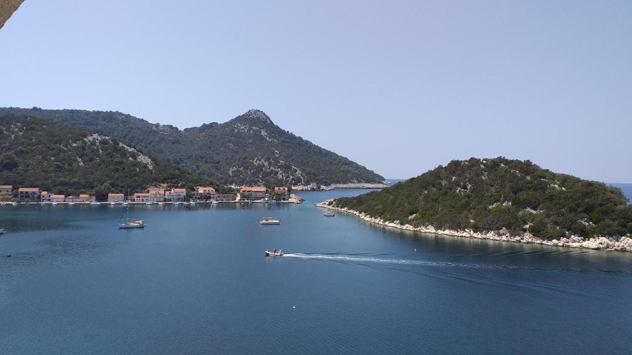 Apartman Karla Lastovo Esterno foto