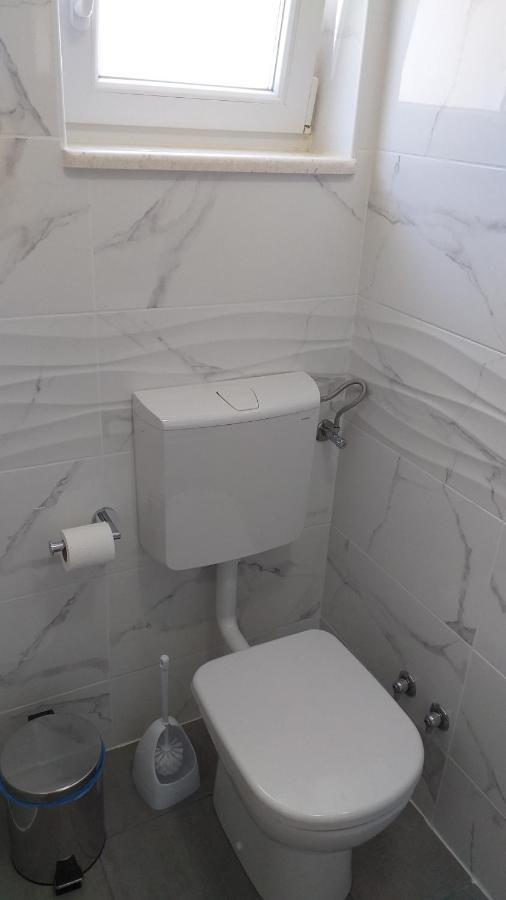 Apartman Karla Lastovo Esterno foto