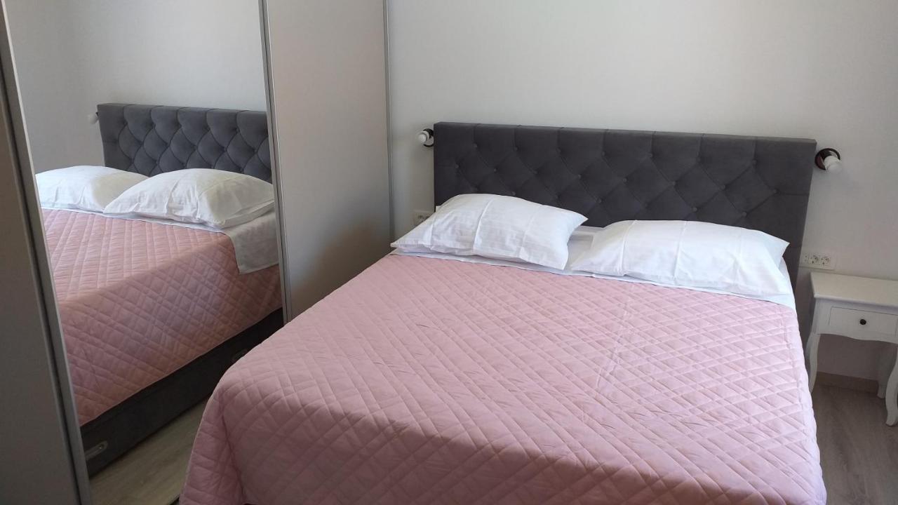 Apartman Karla Lastovo Esterno foto